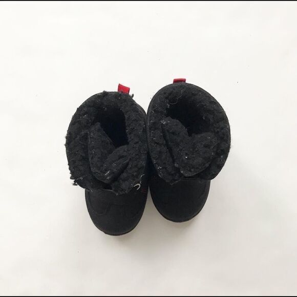 Kamik black snow boots EUC size 6 - Picture 3 of 8